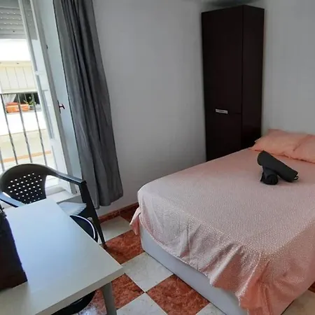 Apartment Atico En El Centro Al Lado De La Playa Cadiz
